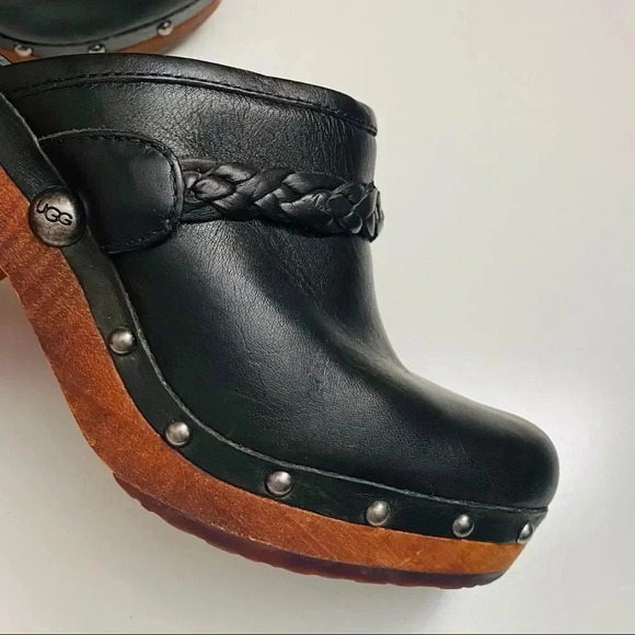 Ugg Kaylee Leather Clogs - Picture 5 of 8